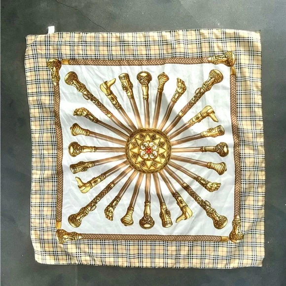 Vintage classy scarf - Picture 5 of 9